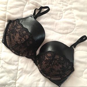 NWT victoria’s secret black push-up bra 34DD / 34E